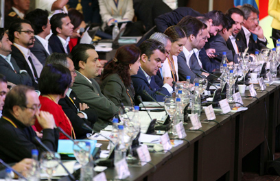 Ecuador y Colombia fortalecen cooperación en defensa y seguridad