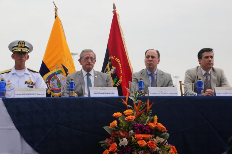 httpswwwdefensagobecwp-contentuploads201911Firma-de-convenios-DP-World-01-768x512jpeg