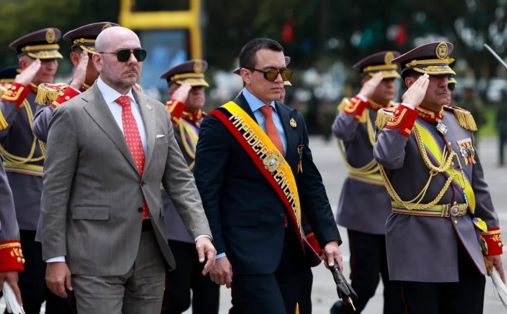 ¡HONOR Y COMPROMISO CON LA PATRIA: EL EJÉRCITO ECUATORIANO RATIFICA SU LEALTAD EN EL DÍA DEL EJÉRCITO, DEL CIVISMO Y DE LA UNIDAD NACIONAL!